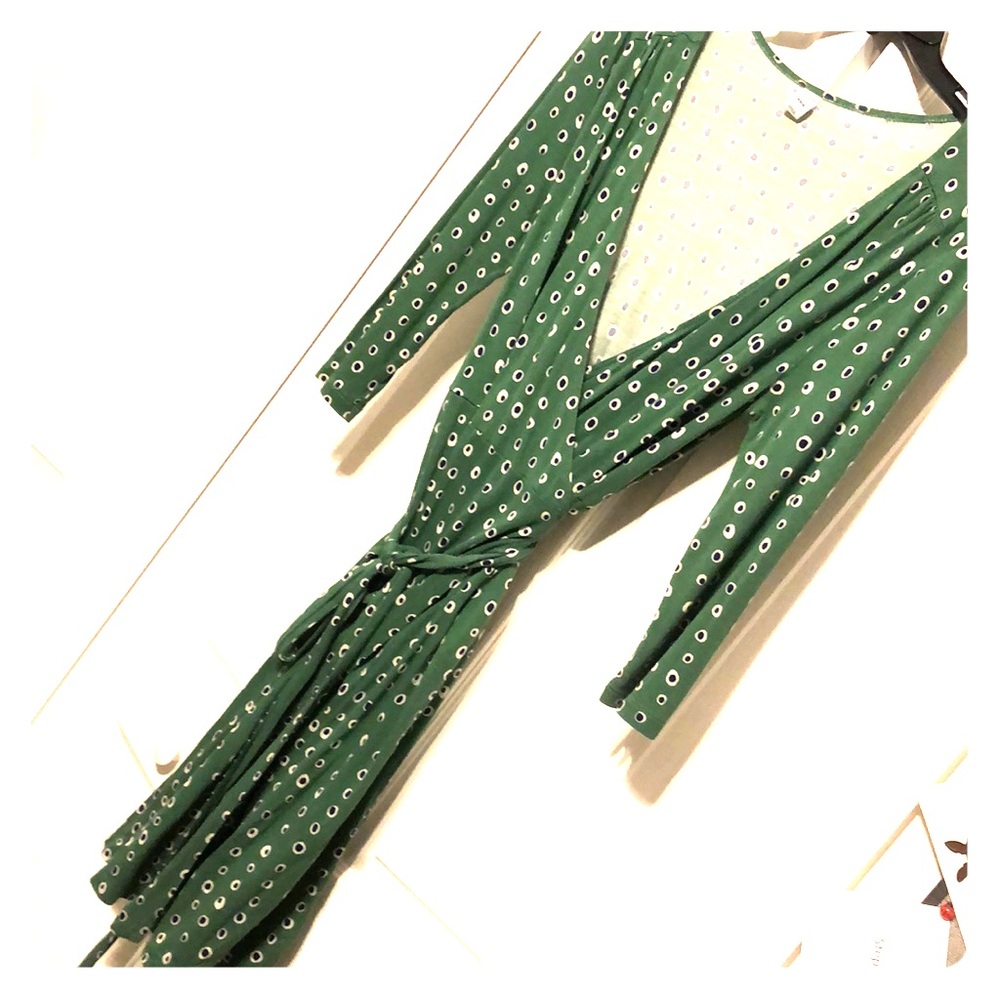 LAST CHANCE: Medium Green Old Navy Wrap Dress